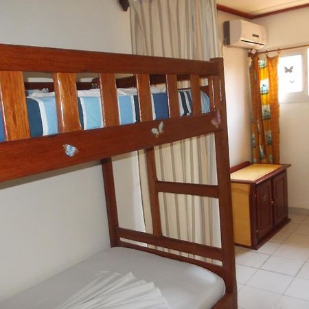 Hotel Restaurant Gites Kribi Bagian luar foto